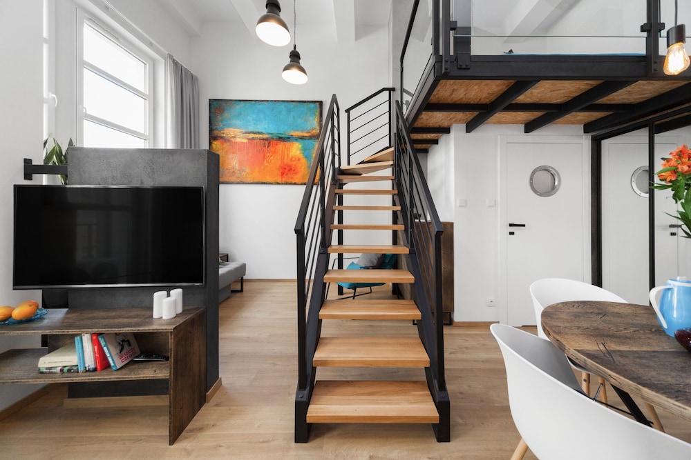 Exclusive Loft, Multiple Beds photo 1