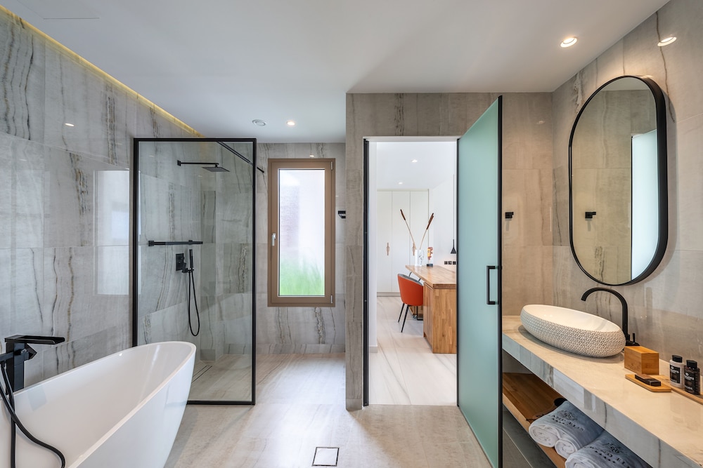 Grand Suite, Private Pool, Sea View photo 2