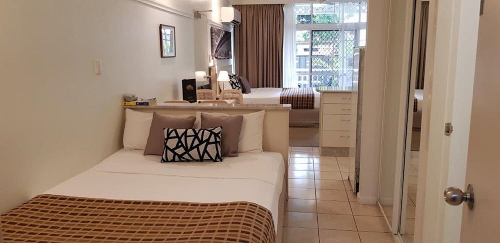 Twin Queen Room - Photo 5