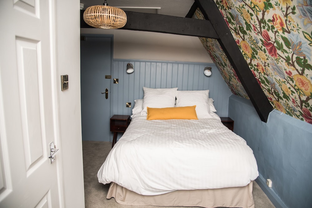 Double Room, Ensuite - Photo 2