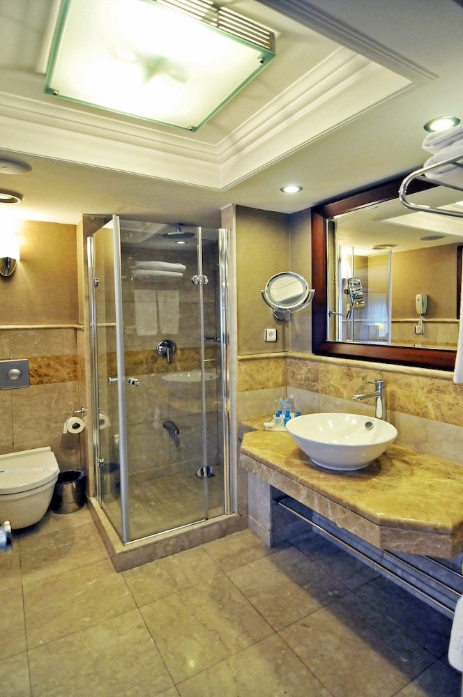 Deluxe Twin Room, 1 Bedroom, Ensuite, City View photo 3