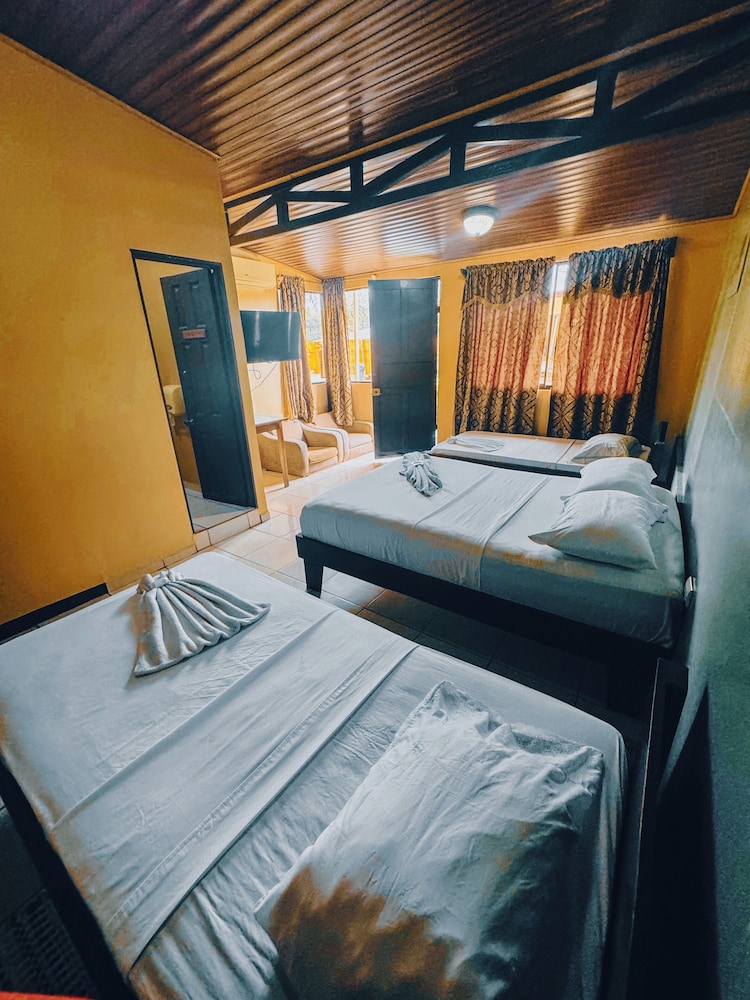 Standard Room photo 2