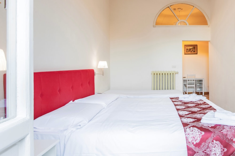 Classic Double Room Single Use photo 2