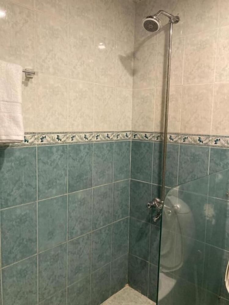 Deluxe Double Room - Photo 10