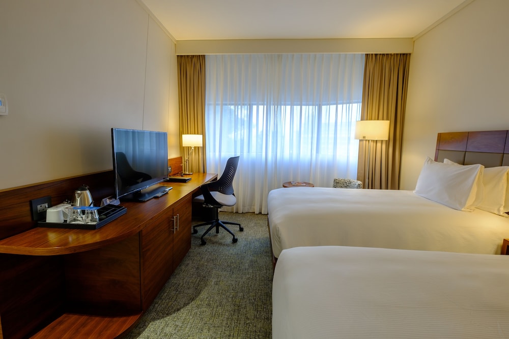 Room, 2 Twin Beds - Photo 7