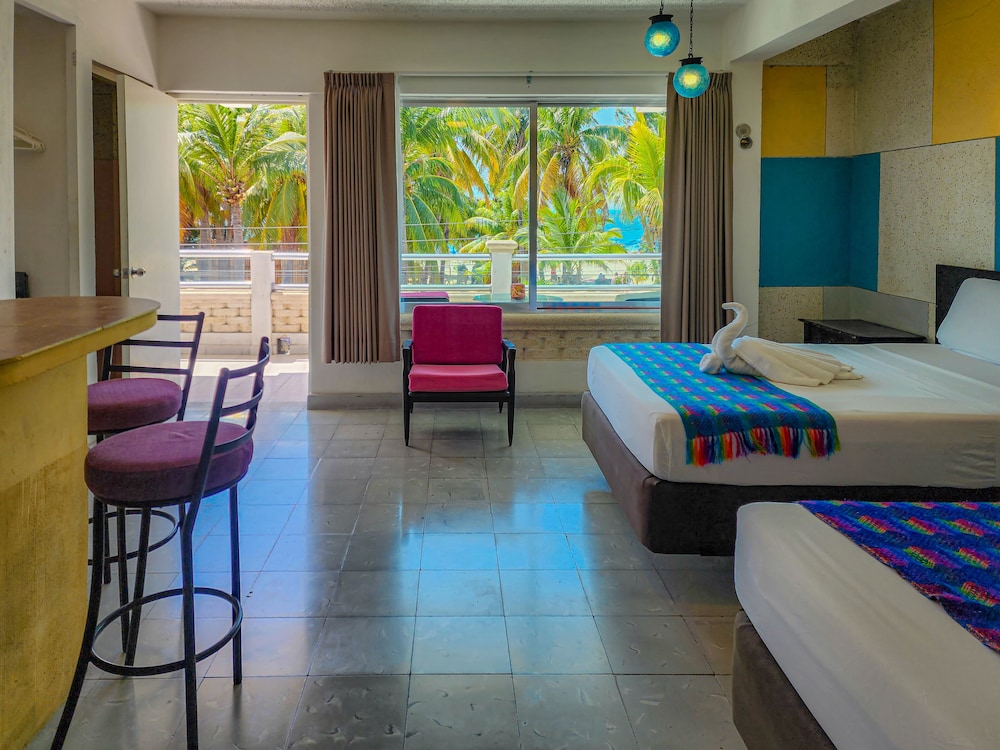 Traditional Room, 2 Double Beds, Non Smoking, Beach View