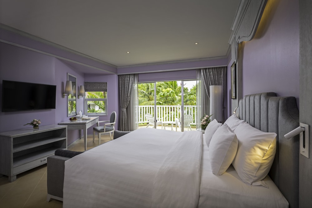 Grand Superior Garden View - Photo 11