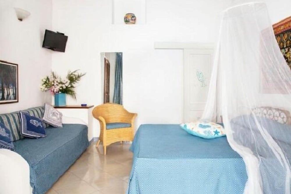 Triple Room, Multiple Beds, Non Smoking
