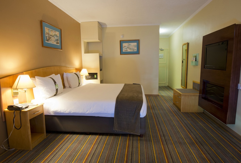 Premium Room - Photo 9