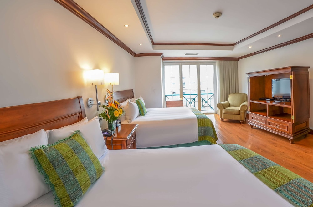 Junior Suites, 2 Double Beds photo 3