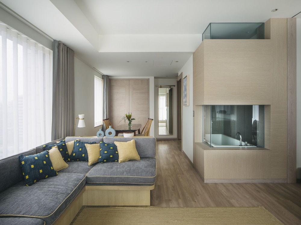 Suite Twin, Non Smoking 57sqm - Photo 1