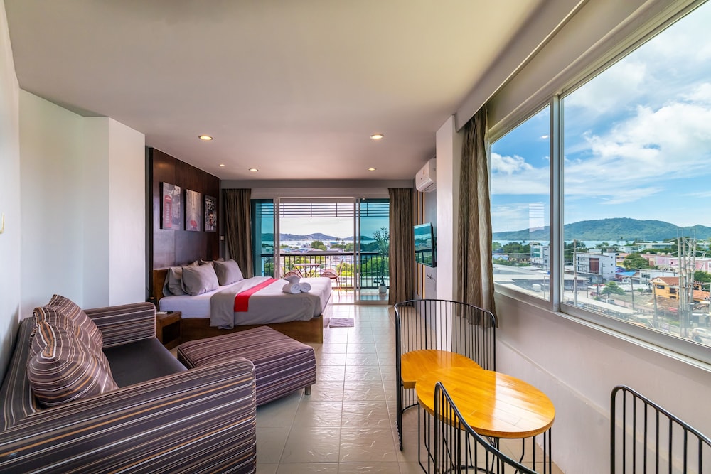 Premier Suite, 2 Bedrooms, Kitchen, Sea View