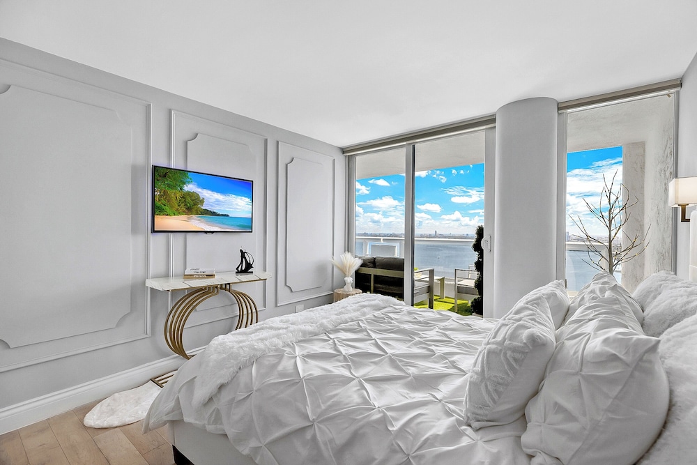 Penthouse, 2 Bedrooms photo 2