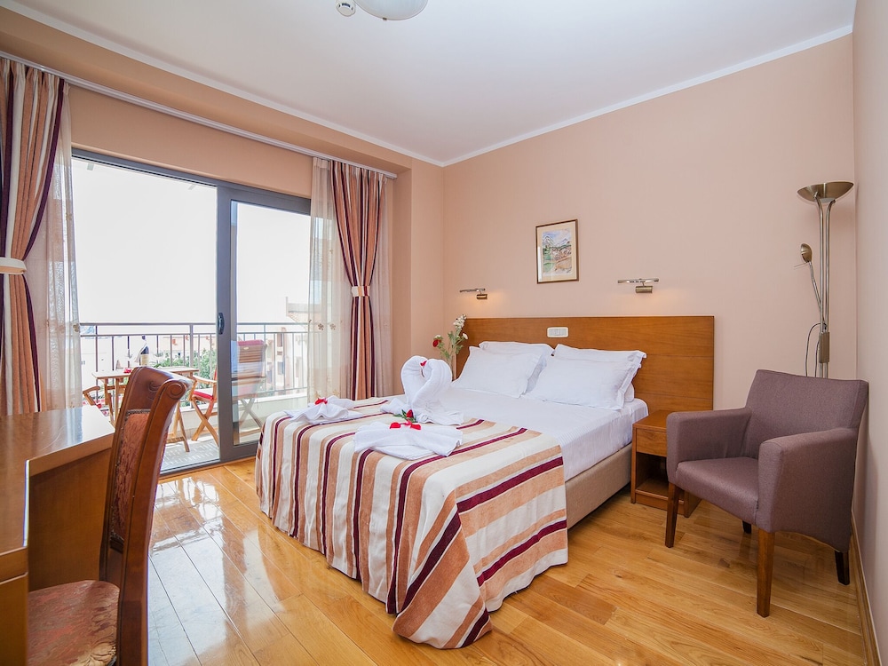 Double Room, Balcony, Sea View