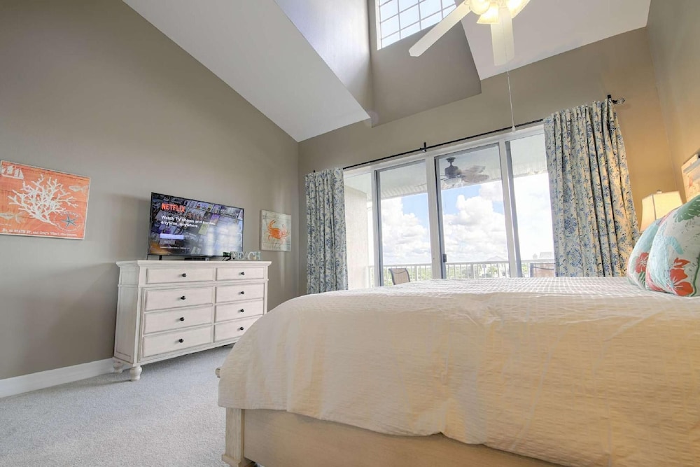 House, 1 Queen Bed (607 Little Harbor) photo 1