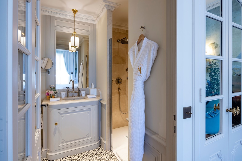 Classic Double or Twin Room - Photo 3