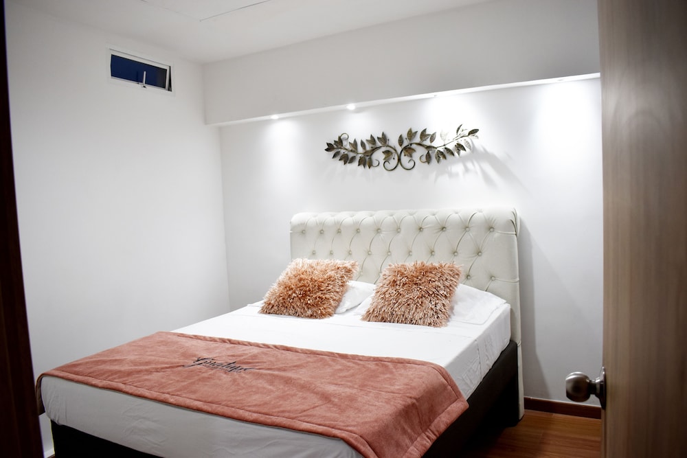 Grand Apartment, Multiple Beds photo 3