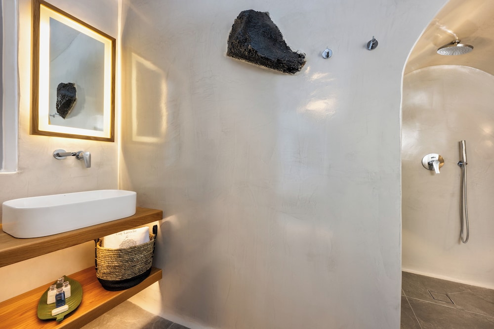 Honeymoon Suite with outdoor - Photo 7