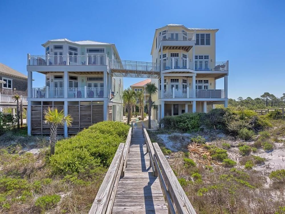 Apartment, 6 Bedrooms, Sea Facing photo 2