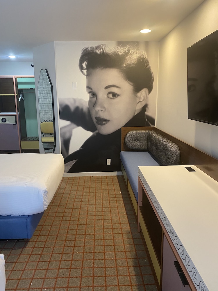 Basic Double Room
