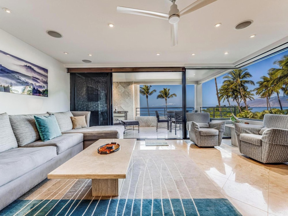 Condo, 2 Bedrooms, Oceanfront (408)