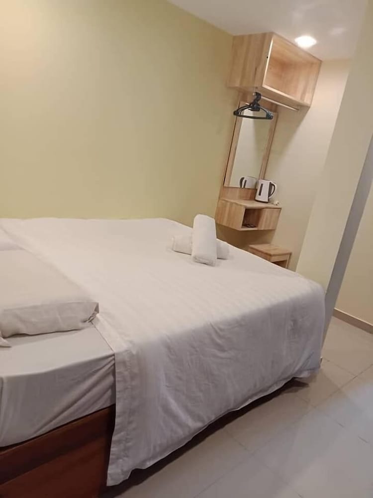 Deluxe Room - Photo 1