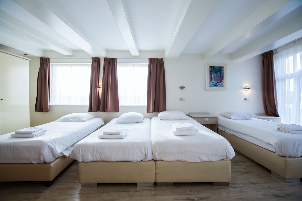 Family Room (5 persons) photo 1