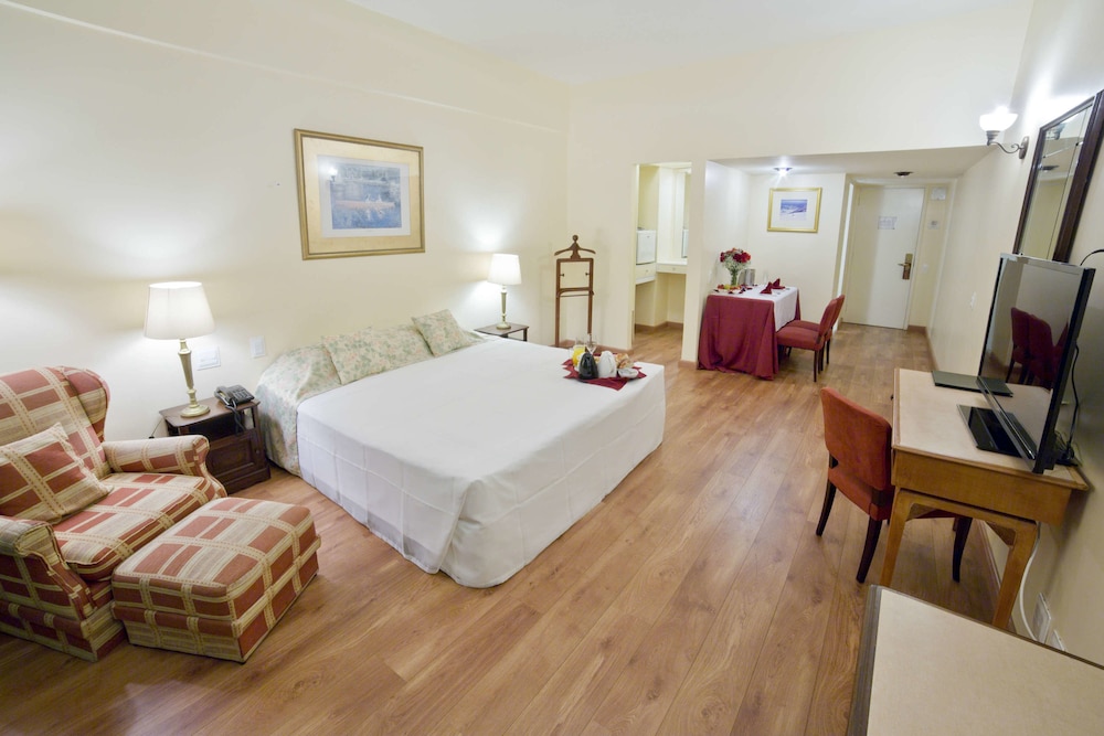 Deluxe Double Room photo 2