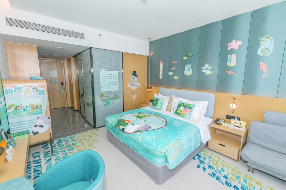 1 King Bed Standard Kids Theme - Photo 4