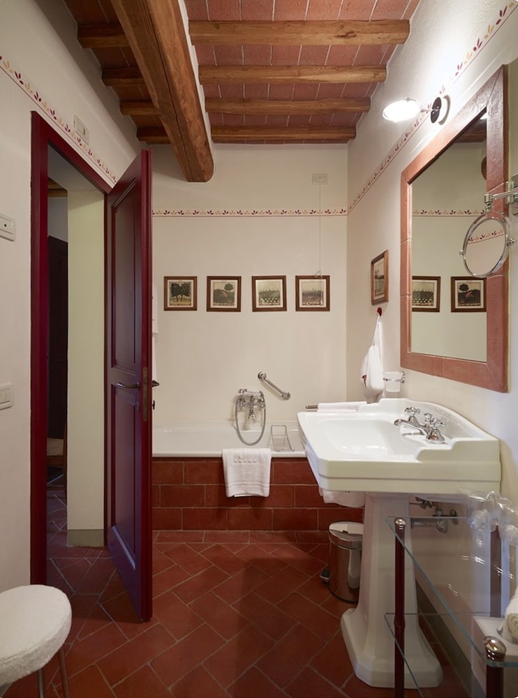 Suite, Patio (double) - Photo 10