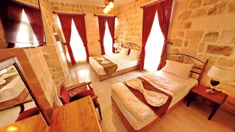 Standard Quadruple Room - Photo 4