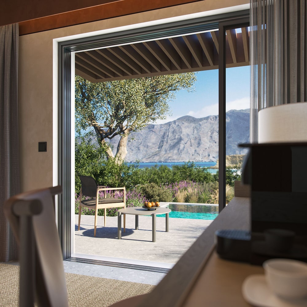 Comfort Room With Sea View Swim Up