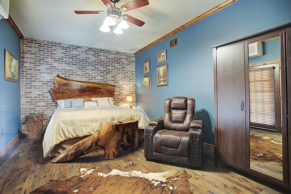 Premium Room, 1 King Bed