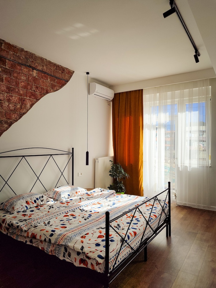 Exclusive Apartment photo 2