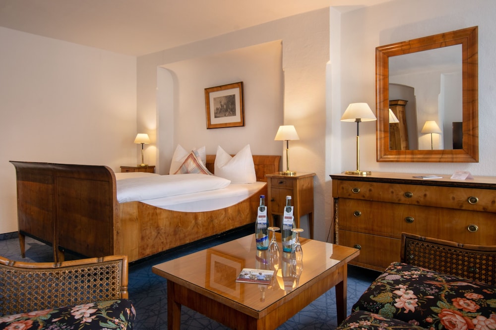 Grand Double Room photo 2