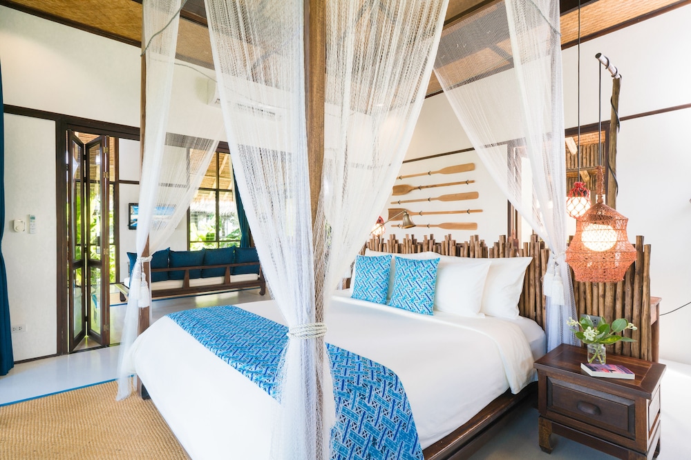 1 Bedroom Seaview Villa - Photo 2