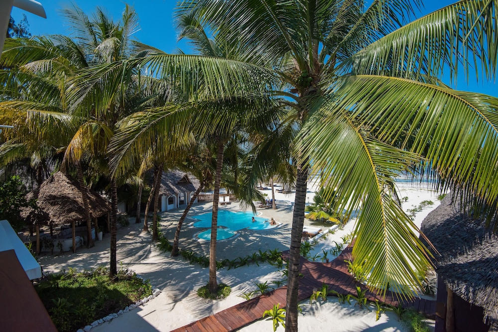 Deluxe Room, Ocean View - Photo 20