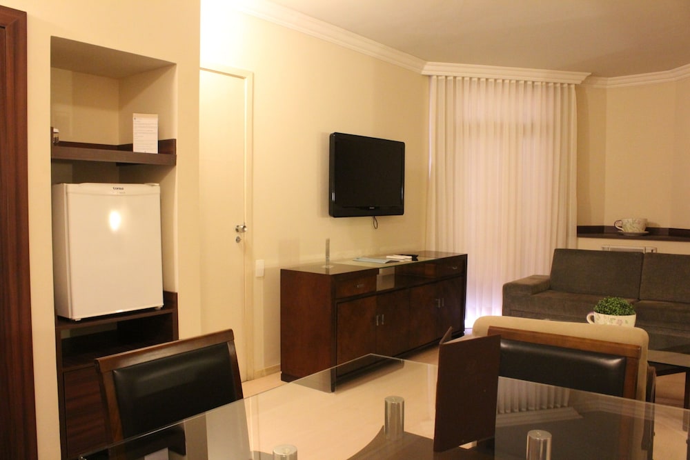 Executive Suite, City View