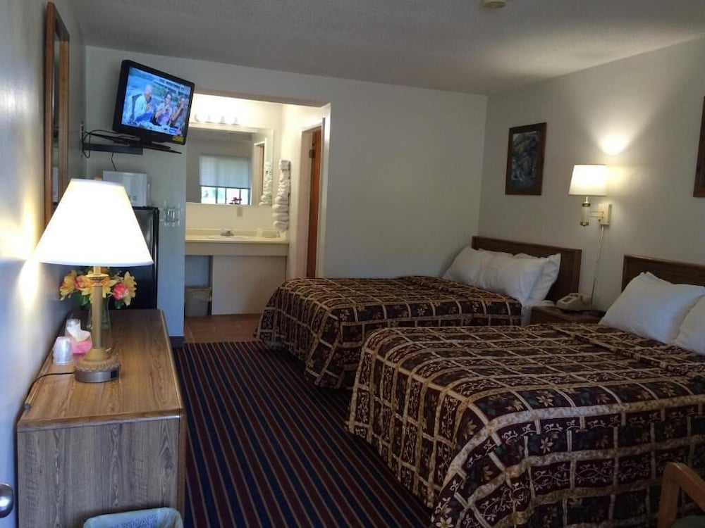 Economy Double Room - Photo 1
