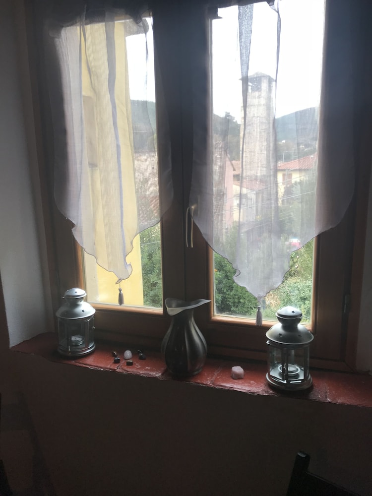Standard Room, 1 Queen Bed, Garden View photo 2