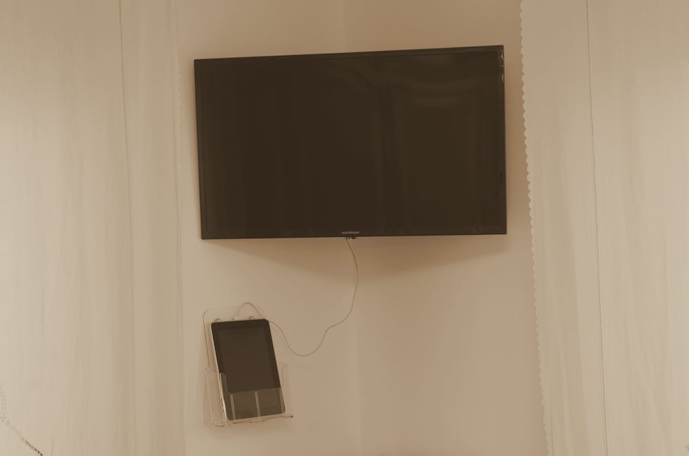 Double or Twin Room, Ensuite (Angeli) photo 2