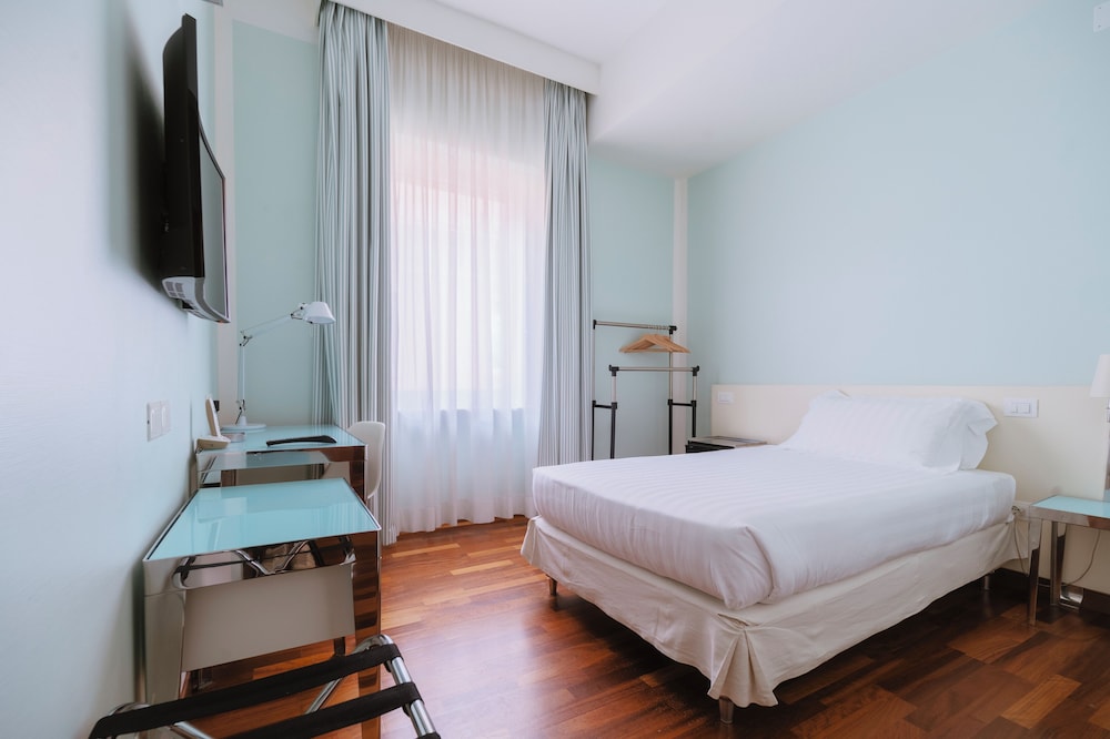 Basic Single Room photo 1