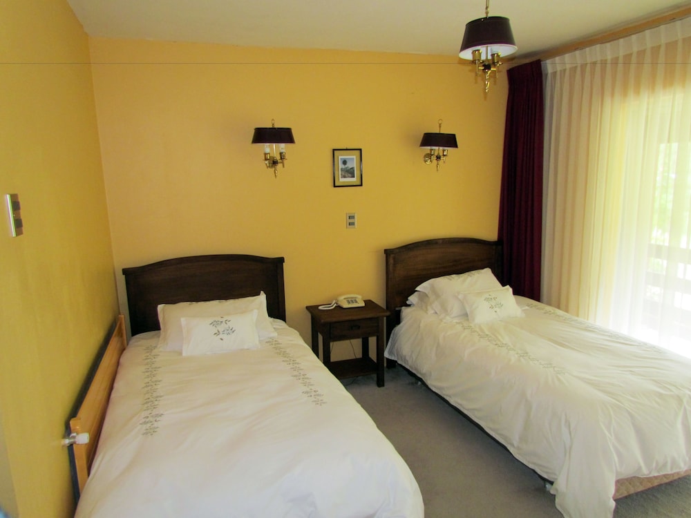 Standard Double Or Twin Room, 2 Twin Beds, Private Bathroom photo 1