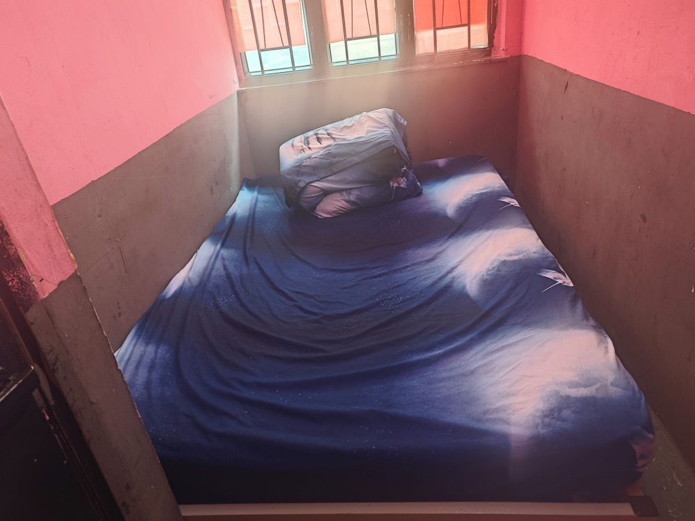 Basic Double Room photo 2