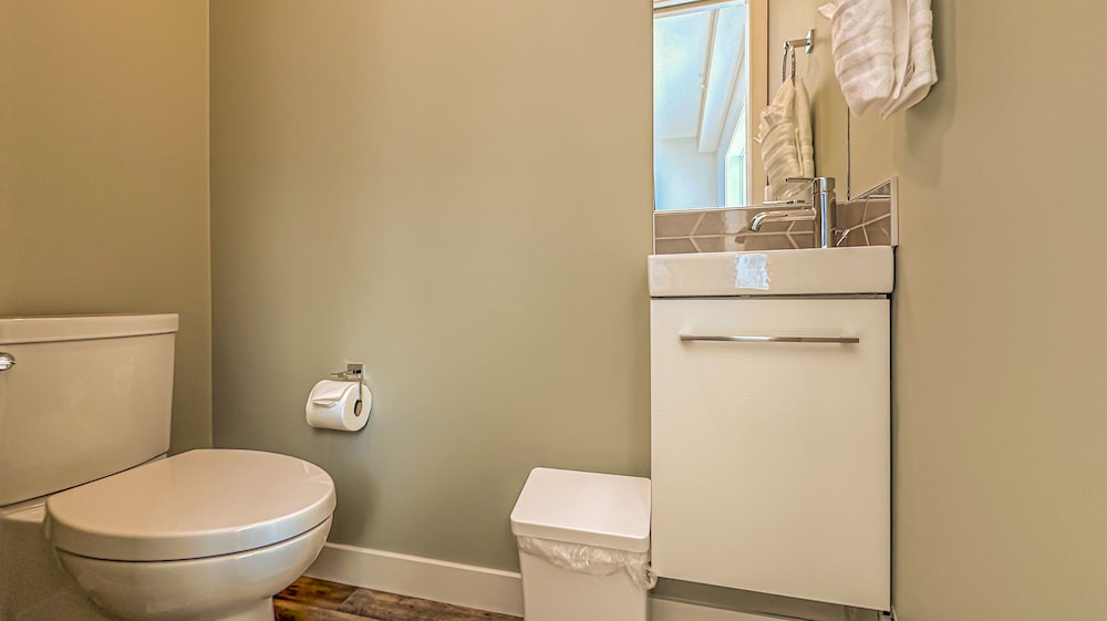 Luxury Townhome, Hot Tub, Mountain View photo 2