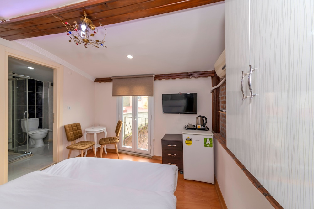 Superior Penthouse, 1 Bedroom, City View photo 2