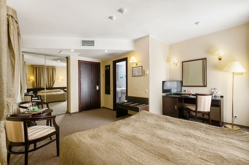 Standard Twin Room, Ground Floor photo 3