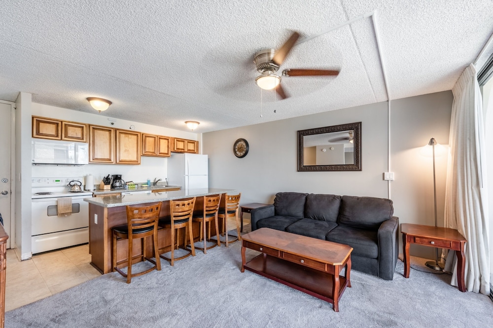 Condo, 1 Bedroom
