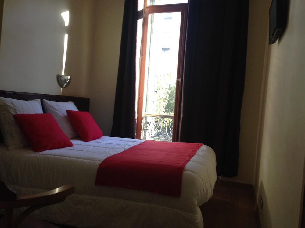 Large Double Room