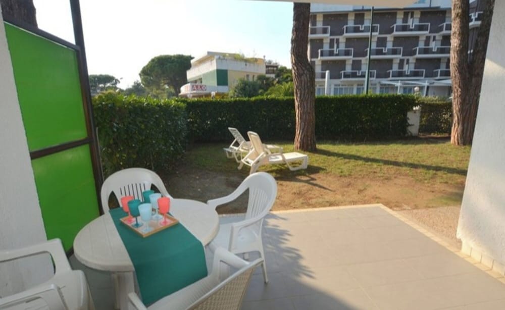 Villa, 2 Bedrooms, Patio, Garden View